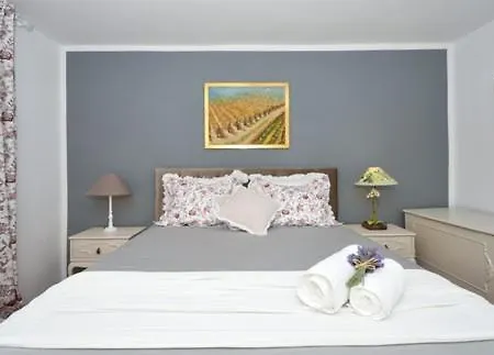 Bora Bora Apartman *