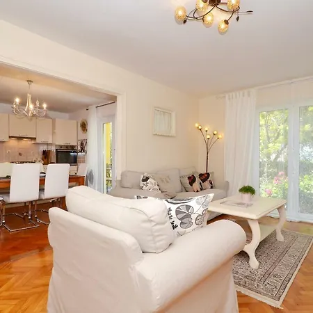 Bora Bora Apartman