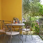Bora Bora Apartman *