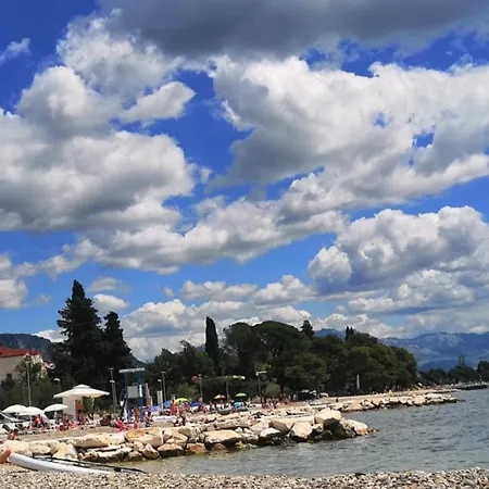 Bora Bora Апартаменты Каштела