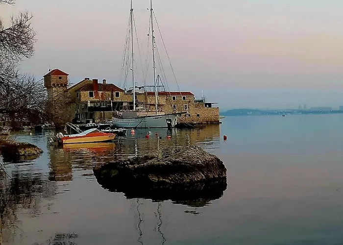 Bora Bora Apartmán Kaštela